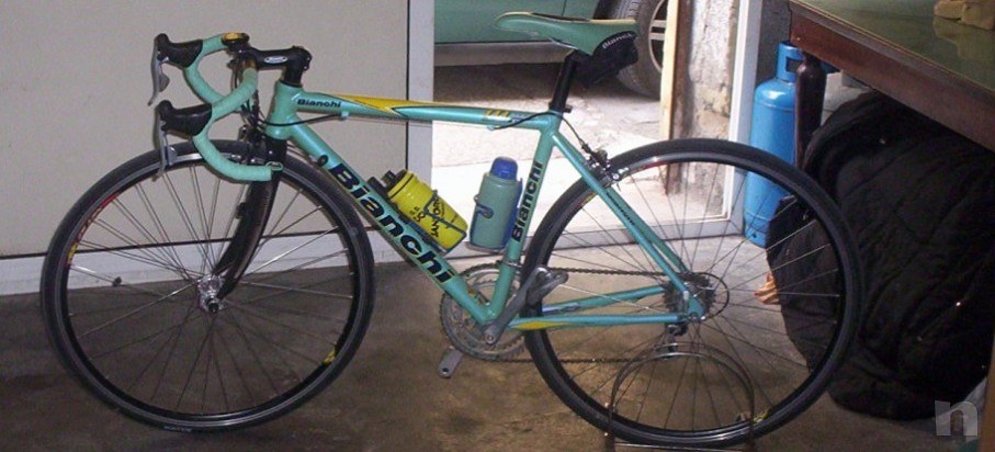 Bicicletta da corsa BIANCHI foto-3043