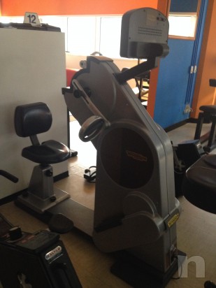 Attrezzatura palestra cardio foto-308