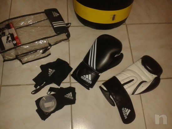 Sacco e guanti Box foto-295