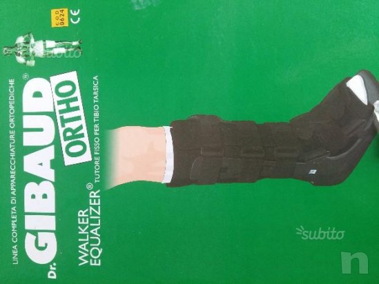 TUTORE ortopedico foto-3310