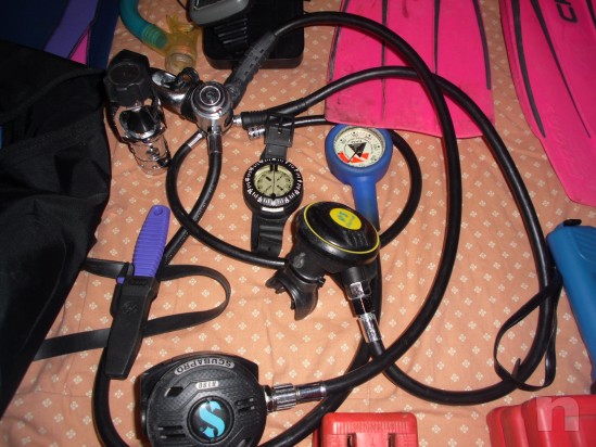 ATTREZZATURA SUB DONNA COMPLETA foto-6119