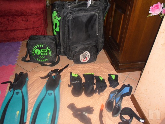 ATTREZZATURA SUB UOMO COMPLETA foto-6124