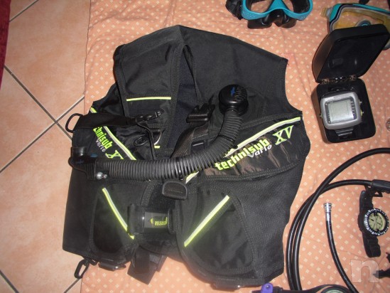 ATTREZZATURA SUB UOMO COMPLETA foto-6127