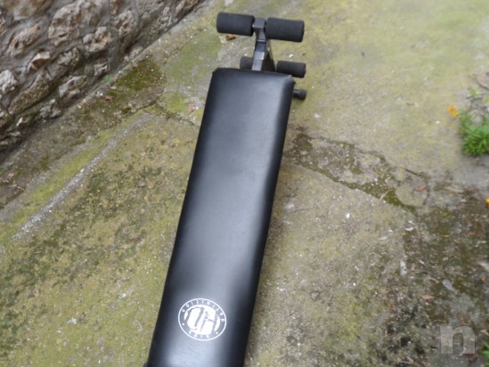 Panca inclinabile e regolabile per allenamento addominali foto-3613