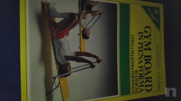 Panca per esercizi fisici foto-6394