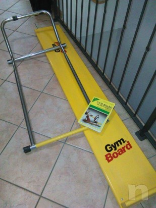 Panca per esercizi fisici foto-3618