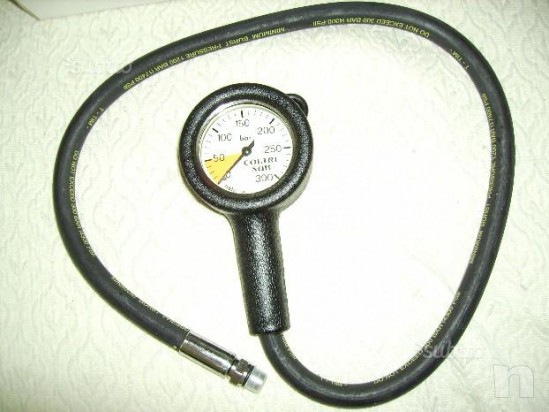 Manometro MC300, con frusta; foto-3686