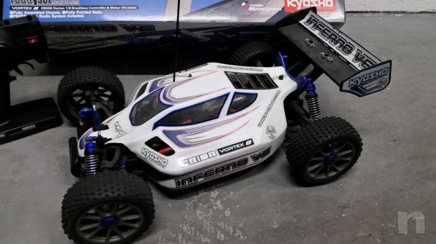 Kyosho Inferno VE Readyset - Buggy Brushless 1:8 foto-6703
