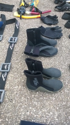 Attrezzatura da Sub, mute pinne maschere foto-8045