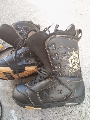 Scarponi Burton Shawn White tg.43 foto-4547
