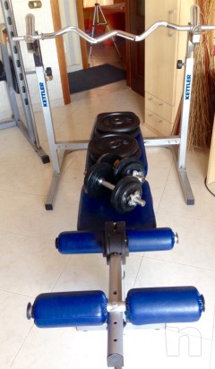 PANCA KETTLER PIEGHEVOLE + PESI, MANUBRI E BILANCIERE EZ foto-495