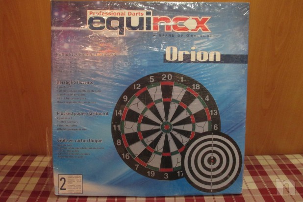 set freccette con kit di 6 freccette foto-5097