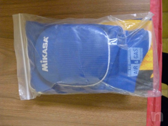 NR. 10 PAIA DI GINOCCHIERE MIKASA foto-5254