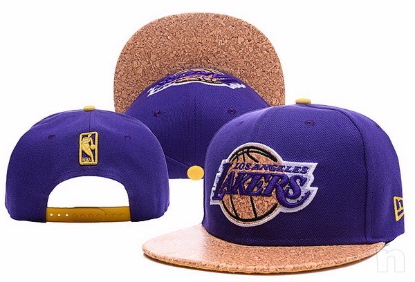 Cappelli modello NBA,Jordan,Nfl,ecc. foto-9465