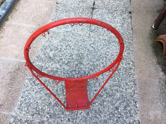 Canestro  basket regolamentare in buone condizioni foto-5324
