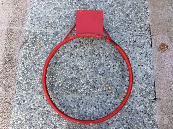 Canestro  basket regolamentare in buone condizioni foto-9476