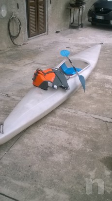  canoa completa di giubbotto salvagente e pagaia  foto-9652