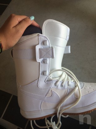 Scarponi snow nr41 mai usati Nike foto-10199