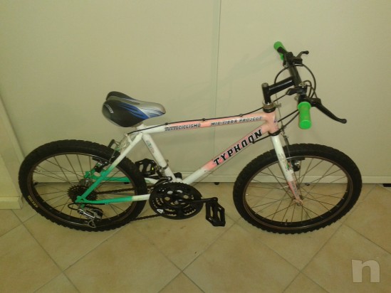 MTB del 20 come nuova con 18 velocità adatta a bambini dai 7 anni in su' foto-10559
