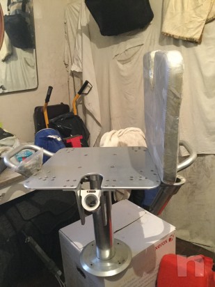 Sedia da combattimento pari al nuovo foto-10574