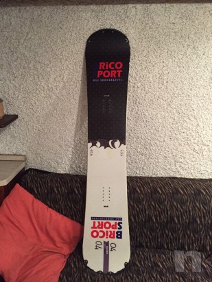 Tavola snowboard black hole foto-10612