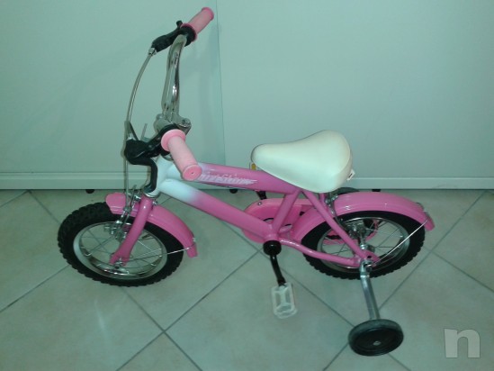 Bicicletta del 12  adatta a bimbe  dai 2/3 anni in su' foto-10705