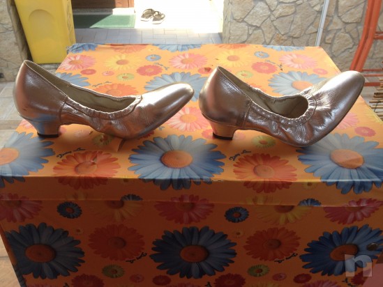 Scarpa col tacco grigia foto-6020