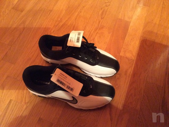 Vendo scarpe da golf NUOVE marca Nike, numero 42,5 foto-6210