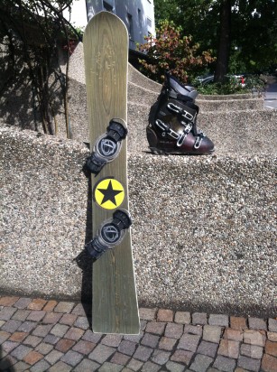 Snowboard Hard da gara come nuovi con scarponi foto-11624