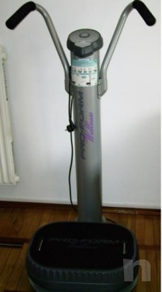 PEDANA VIBRANTE PROFORM WELLNESS MAI USATA foto-6710