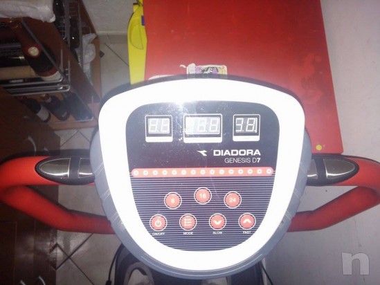 vendo pedana vibrante diadora foto-845