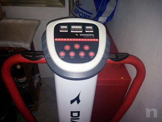 vendo pedana vibrante diadora foto-843