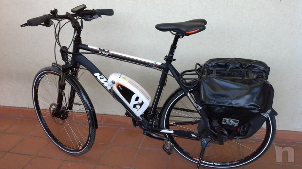 Bici KTM a pedalata assistita foto-7209