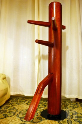 Uomo di legno (Wooden Dummy) con base rotante foto-7376