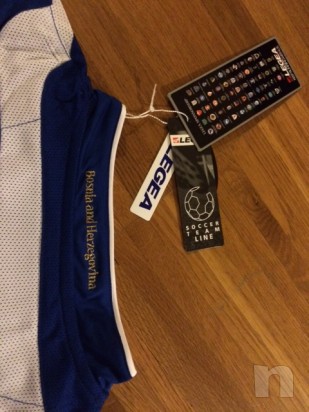 Completo calcio Nazionale Bosnia - Nuovo e originale foto-14698