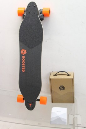 Skate Board Electrico Marca Potenziato Dual 2000w Caricato 22 mph Orangatang Nuovo foto-8283