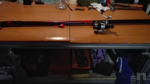 2 canne da pesca+ cavalletto per lago foto-15056