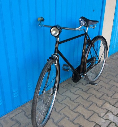 BICICLETTA D EPOCA DA UOMO TAURUS NERA RUOTE 28 - ciclismo-biciclette in  vendita a Bologna
