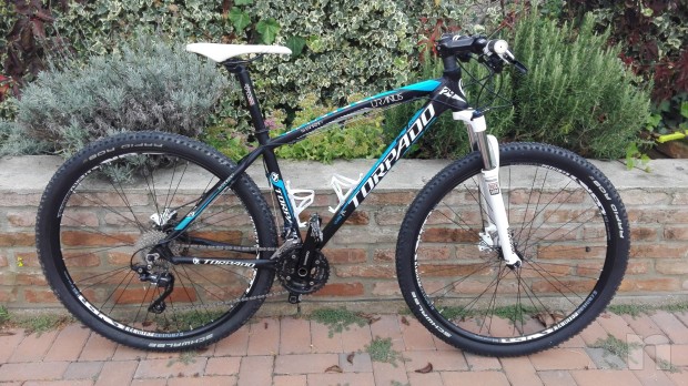 bicicletta corsa salta la marcia