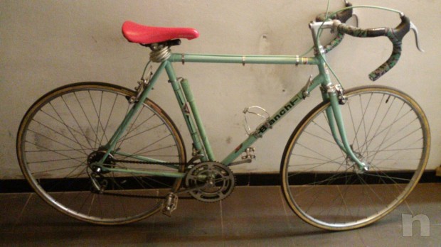 Bici Bianchi da corsa d'epoca foto-9095