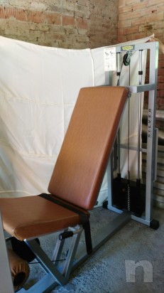 Vendo leg extention Technogym foto-9292