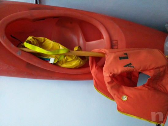 Kayak canoa piranha foto-17271