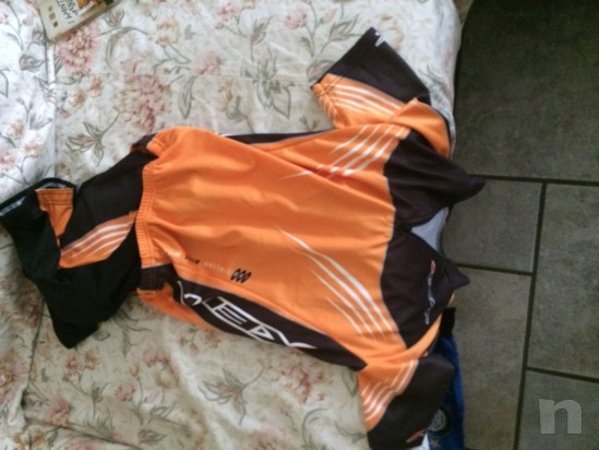 Completo bicicletta bambino taglia 6/8 anni foto-9754