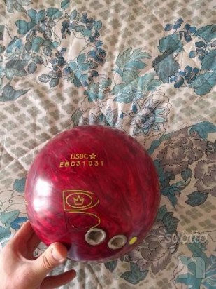 Palla Bowling in Ebonite in buone condizioni foto-18201